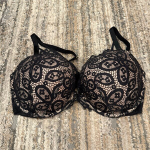 Women's Victoria's Secret Very Sexy Push-Up Bra 36DDD Black Lace SKU743